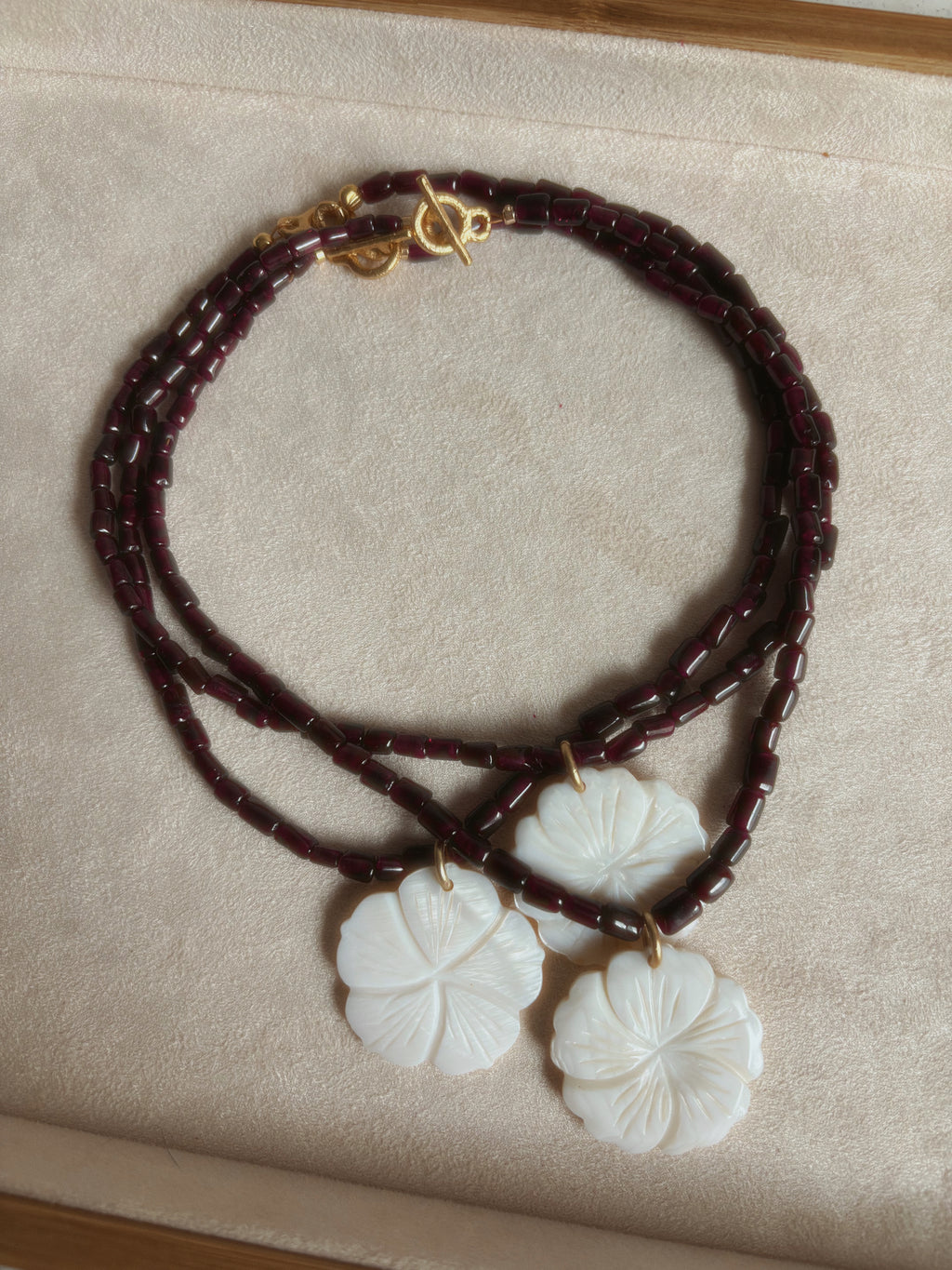 Bloom pendant